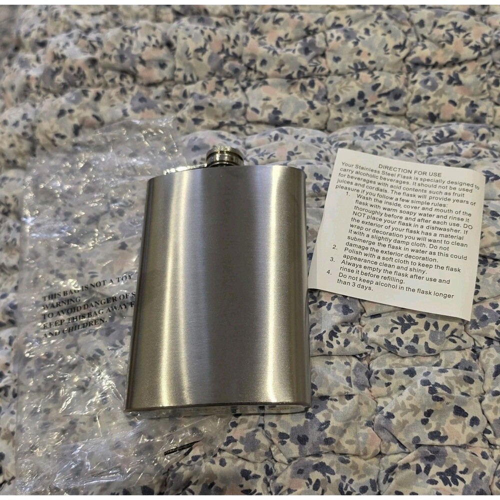 New Stainless Less Steel Top Shelf  Flask 8oz